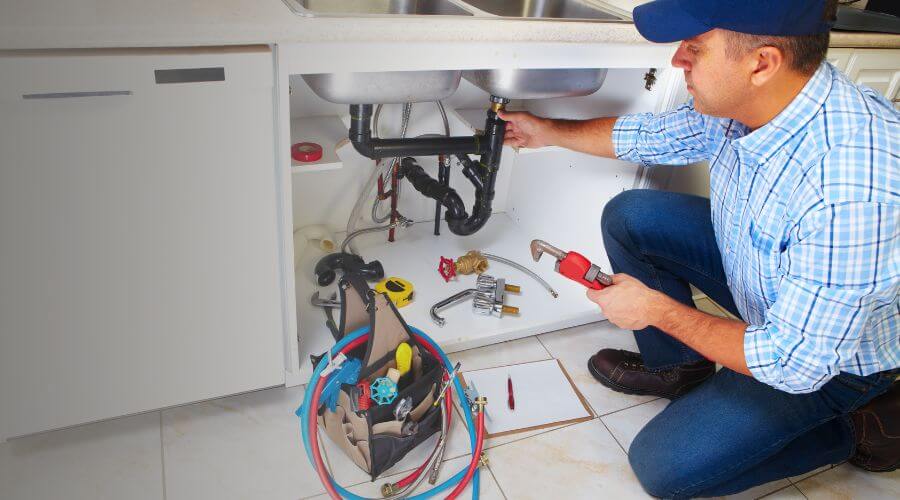 Expert burst pipe repair services in Maringouin, LA